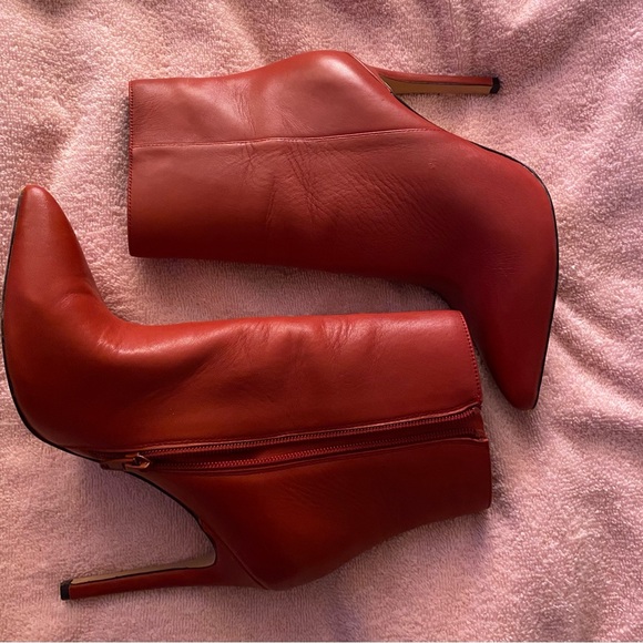 Aldo Chic Red Heeled Boots - Picture 2 of 6